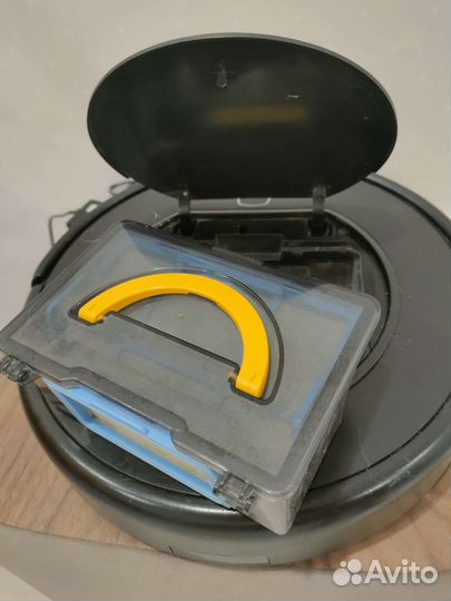 Робот пылесос