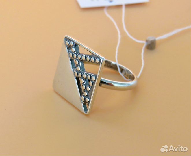 Серебряное кольцо Серебро 925 Новое с биркой