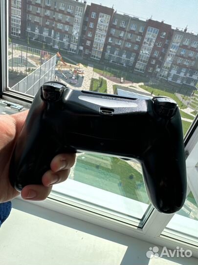 Геймпад sony dualshock 4 v2