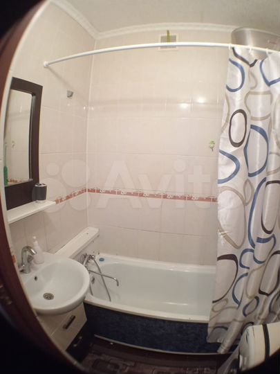 2-к. квартира, 50 м², 2/4 эт.