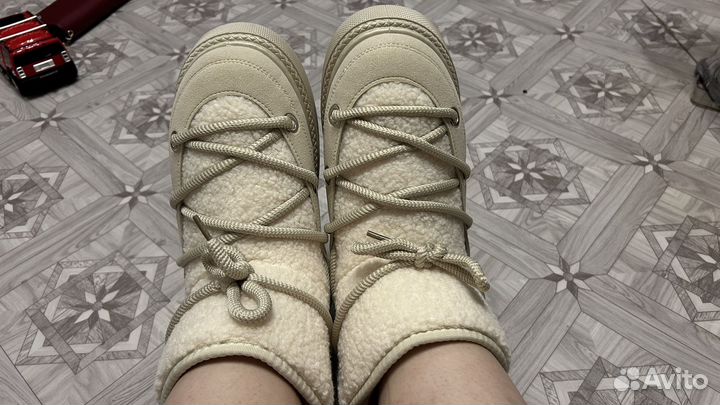 Обувь пакетом