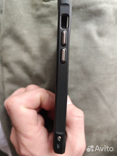 Чехол iPhone 13 Ringke Onyx