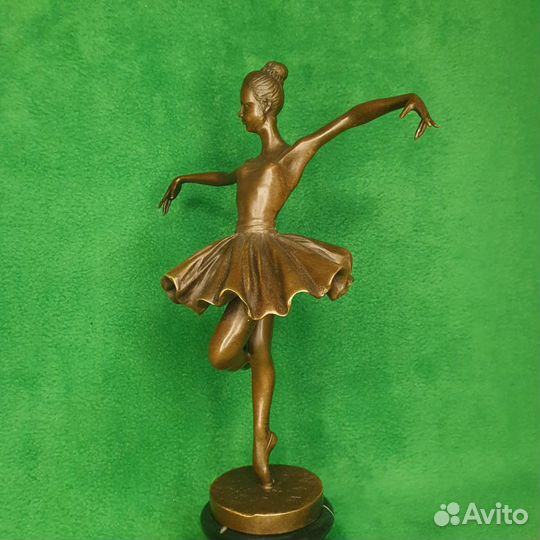 Бронзовая статуэтка Балерина Поза 4