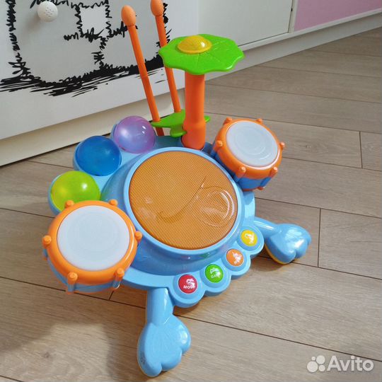 Развивающая игрушка барабанная установка