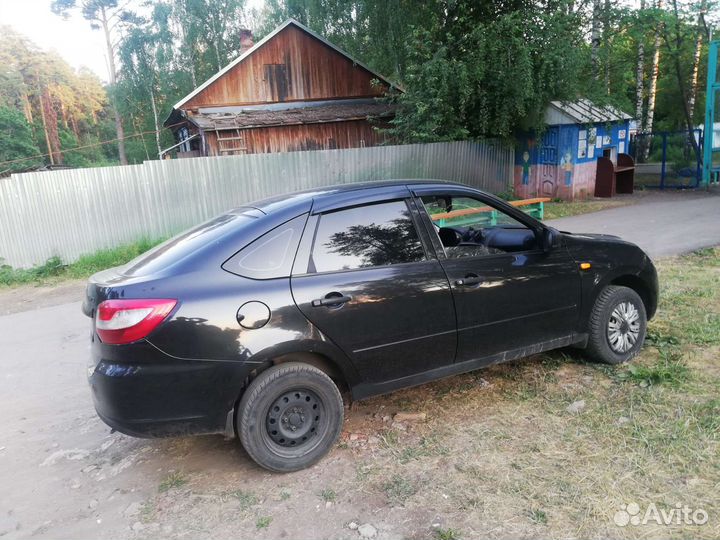 LADA Granta 1.6 МТ, 2014, 181 000 км
