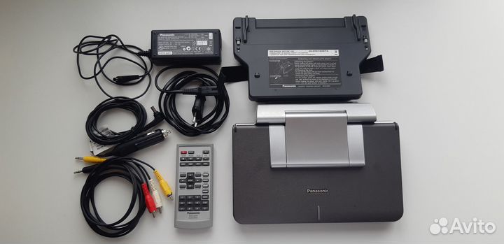 Портативный DVD/CD плеер Panasonic DVD LS82