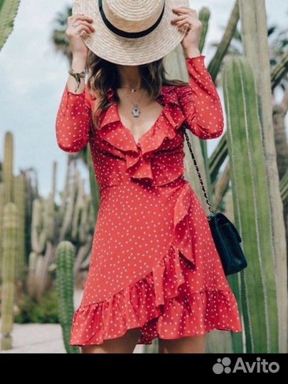 Поатье в горошек