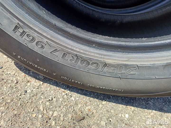 Kumho Solus SA01 KH32 215/60 R17 96H