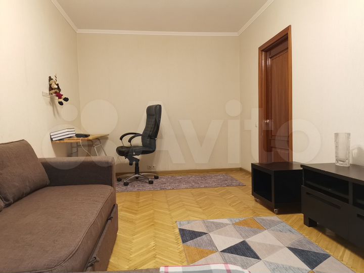 2-к. квартира, 50 м², 8/9 эт.