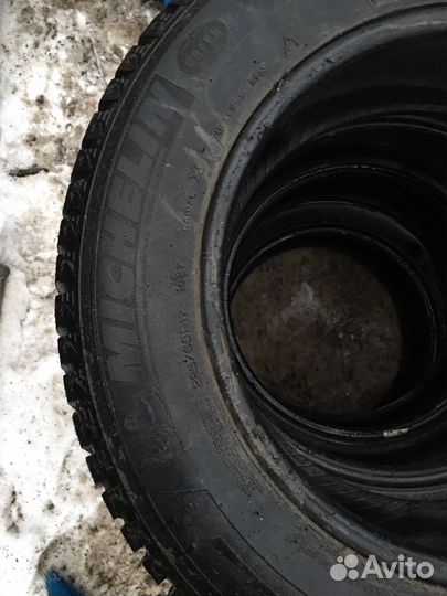 Michelin Latitude X-Ice North 225/65 R17 102T