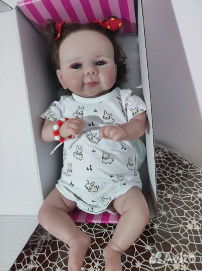Кукла Реборн девочка в коробке