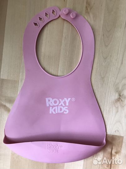 Нагрудник силиконовый для кормления Roxy Kids