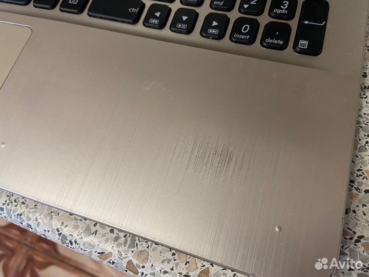 Asus