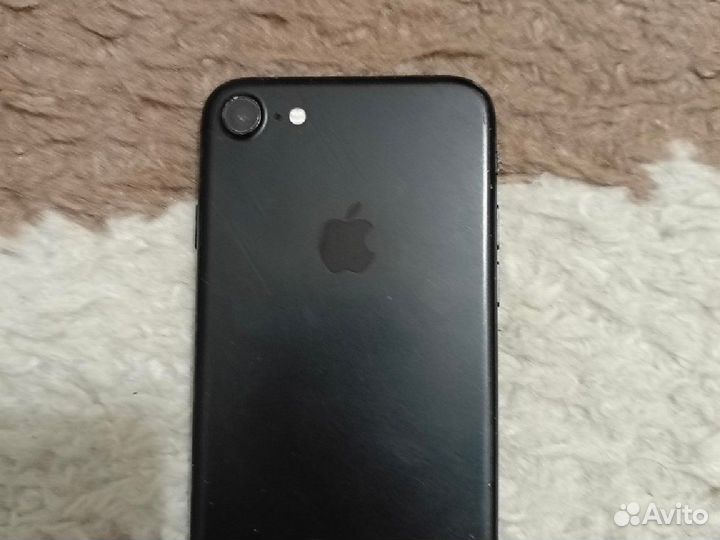 iPhone 7, 128 ГБ