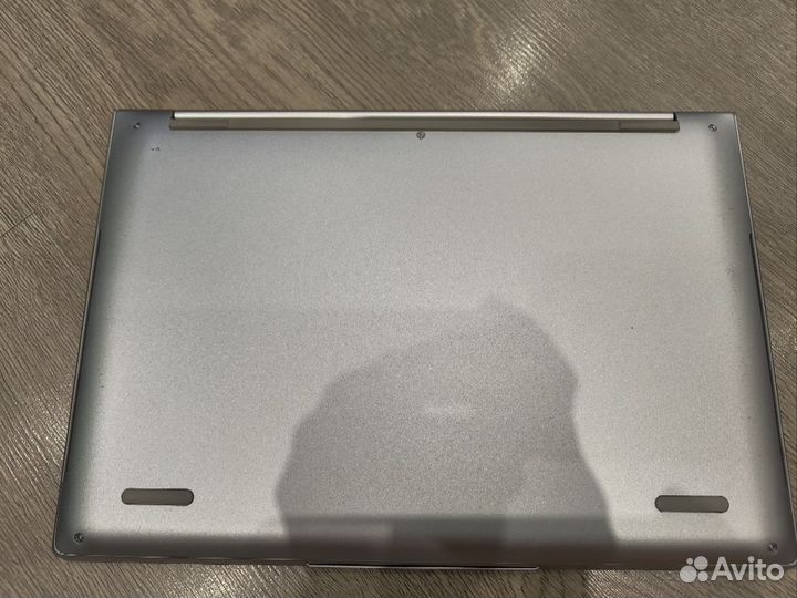 Lenovo Yoga Slim 7 Carbon