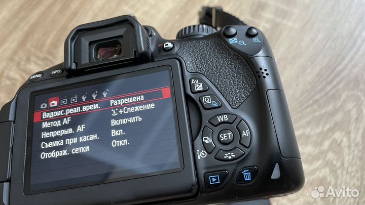 Зеркальный фотоаппарат canon 650d