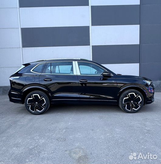 Volkswagen Tiguan L 2.0 AMT, 2024, 50 км