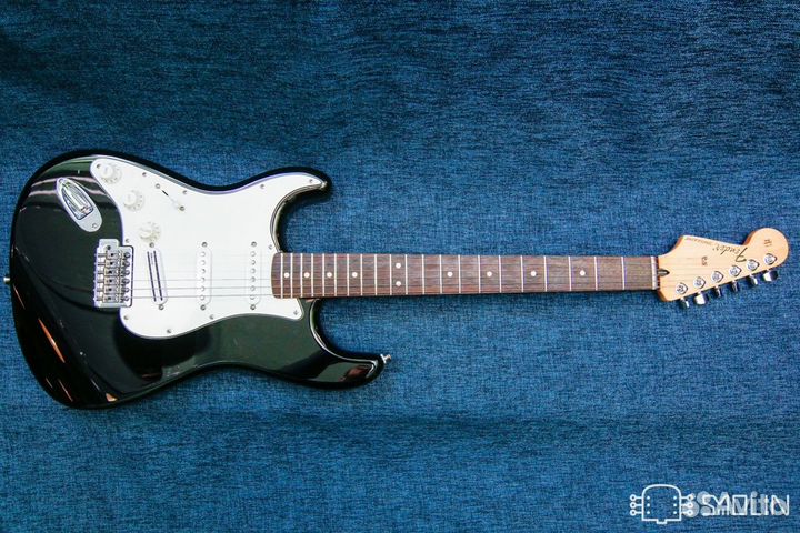 Fender standart stratocaster left