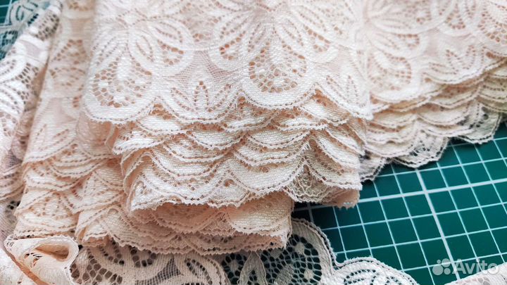 Кружево эластичное
