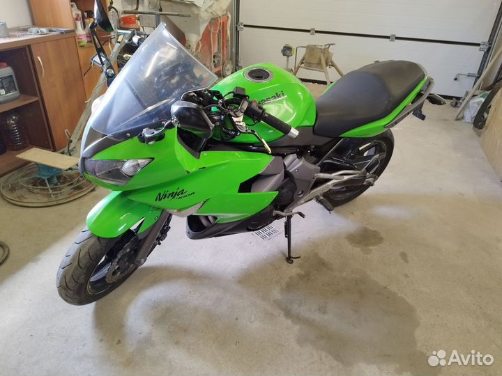 Мотоцикл Кавасаки ниндзя 400