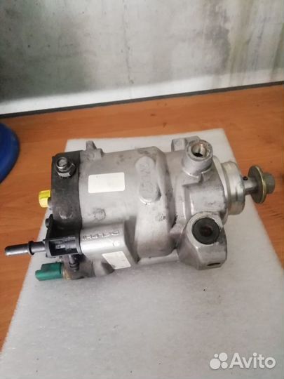 Топливный насос высокого давления D20DT