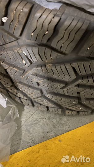 Kormoran SnowPro 235/45 R18 98V