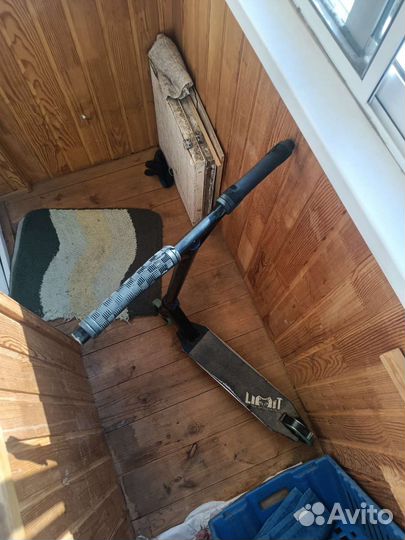 Трюковой самокат limit lmt 60