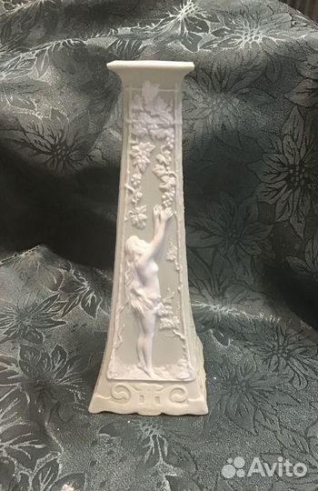 Вазочка бисквит модерн