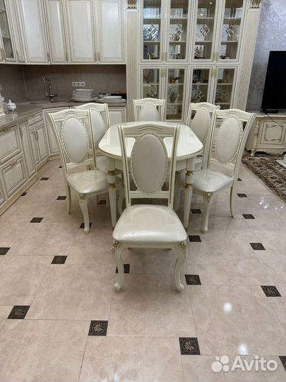 Столы и Стулья