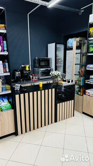 Продуктовый магазин-кофейня