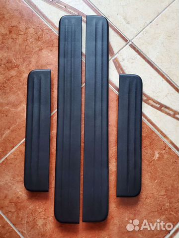 Накладки на пороги внутренние Nissan Patrol Y62