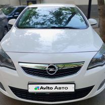 Opel Astra 1.6 AT, 2012, 156 000 км, с пробегом, цена 1 090 000 руб.