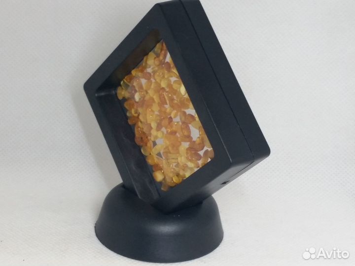 Настольное украшение с янтарем, диорама 10 см