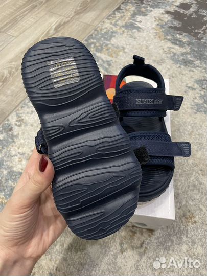 Сандали новые kenka