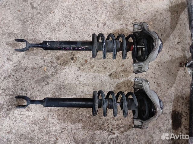 Передние стойки Audi A6 C6 3,2л