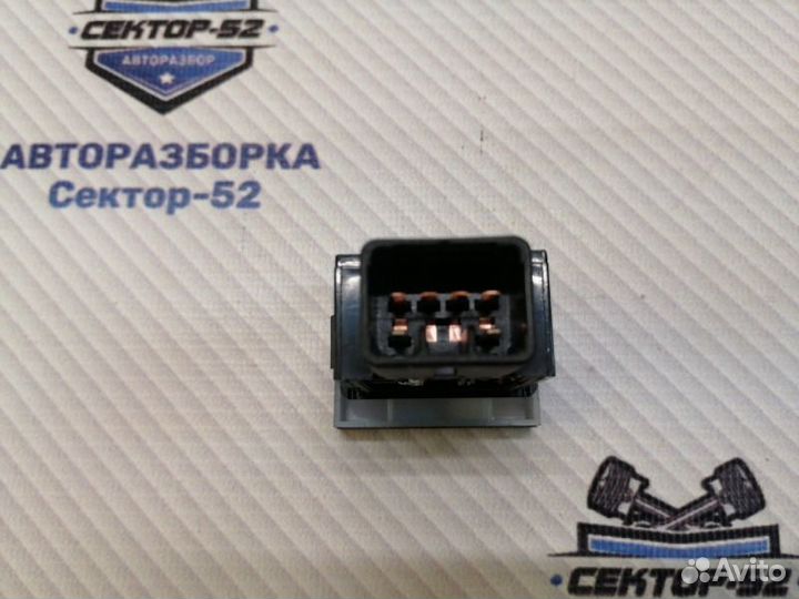 Кнопка 4WD Hyundai Santa Fe 2 CM