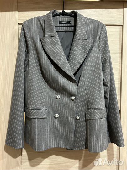 Пиджак женский 48 50