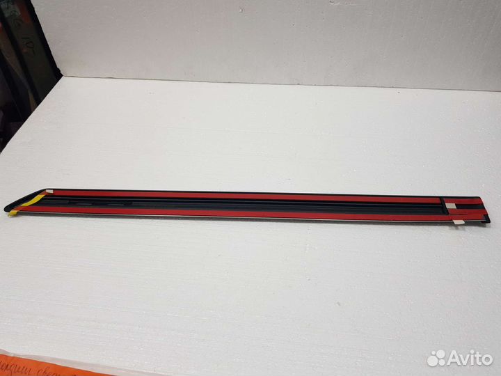 Накладка двери задней правой Mitsubishi Space Star