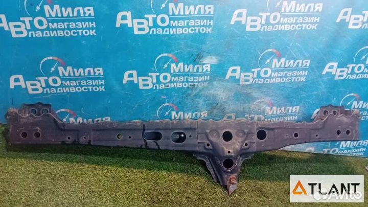 Балка под радиатор toyota prius alpha