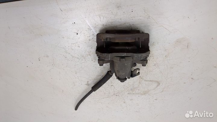 Суппорт Ford Explorer, 2016