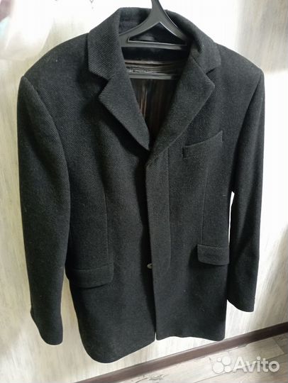 Рубашки, куртка зимняя, пальто