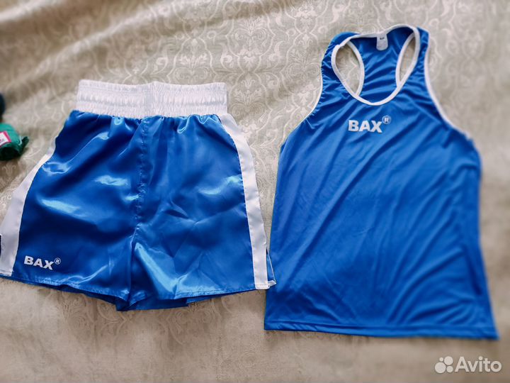 Боксерские перчатки и форма Подростковые