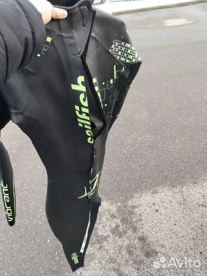 Гидрокостюм