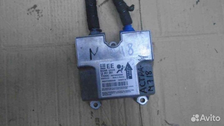 Блок управления AIR BAG Opel Astra H 1.4 2004-2015