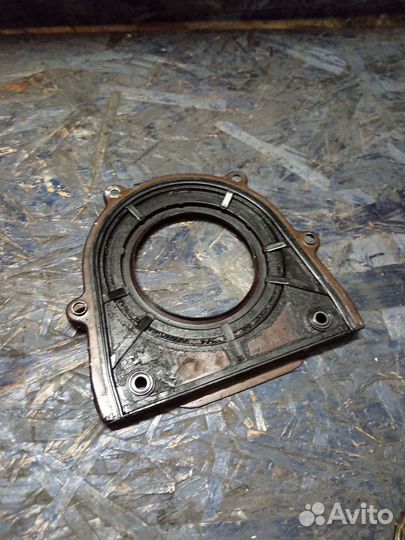 Крышка сальника коленвала Ford Focus 2