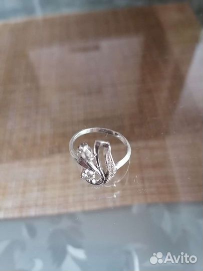 Серебряное кольцо