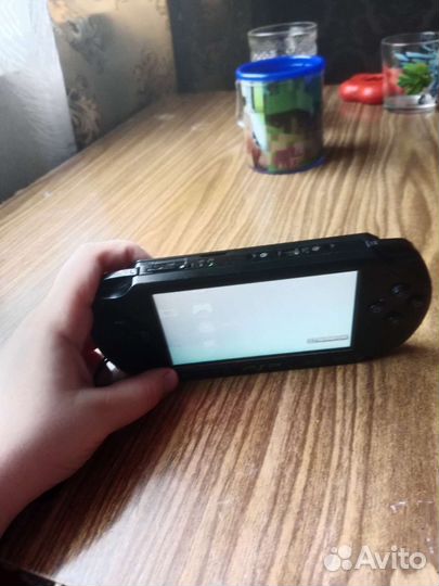 Sony PSP e1008