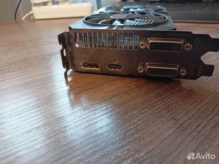 Видеокарта Radeon r9 380