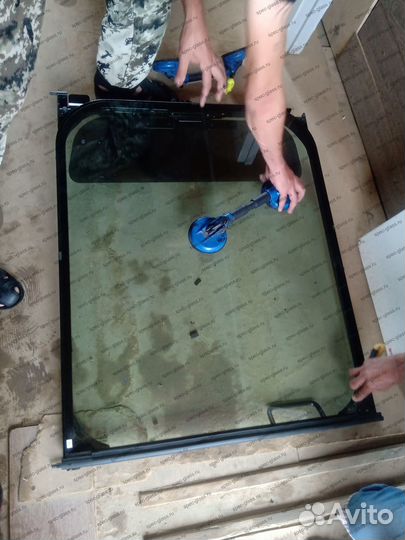 Стекло кабины elaz 828B