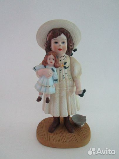 Статуэтка номерная Emily Jan Hagara 1982 г